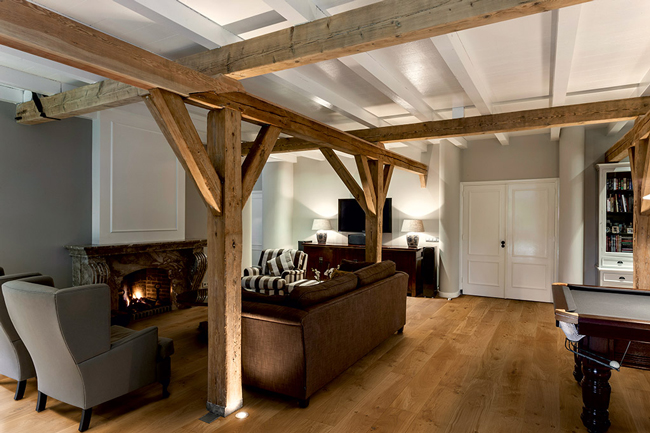 Dřevěná podlaha v domě